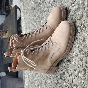 NEW Lucky Brand Haddley Lace Up Combat Boot Size 9.5